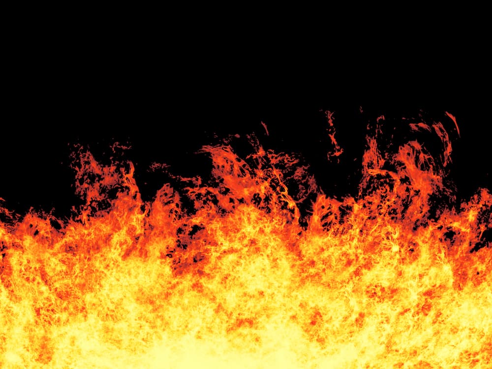 燃える炎（地獄をイメージ）